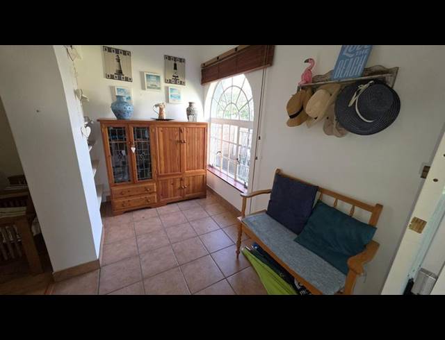 3 BEDROOM HOUSE FOR SALE IN ASTON BAY